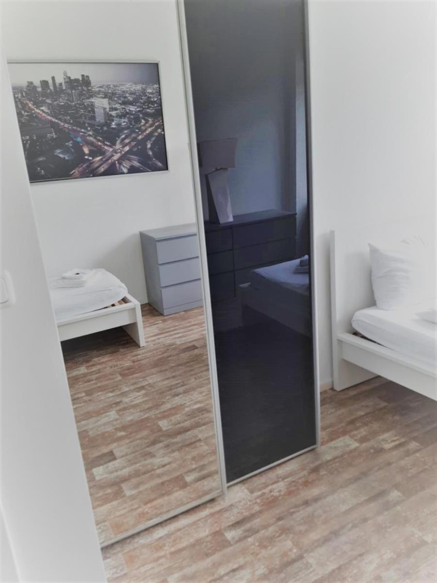 Mehrbett-Apartment 6 Citynah, Einfache Ausstattung Hamburk Exteriér fotografie